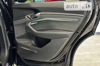 Внедорожник / Кроссовер Audi e-tron S Sportback 2022 в Львове