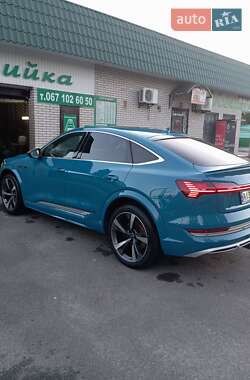 Внедорожник / Кроссовер Audi e-tron S Sportback 2021 в Киеве