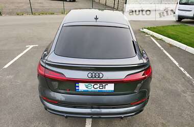 Позашляховик / Кросовер Audi e-tron S Sportback 2022 в Києві