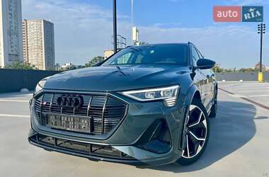 Позашляховик / Кросовер Audi e-tron S Sportback 2022 в Києві