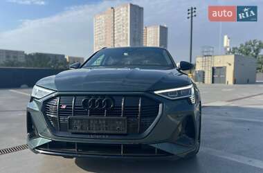 Позашляховик / Кросовер Audi e-tron S Sportback 2022 в Києві