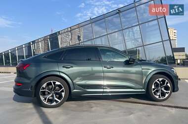 Позашляховик / Кросовер Audi e-tron S Sportback 2022 в Києві