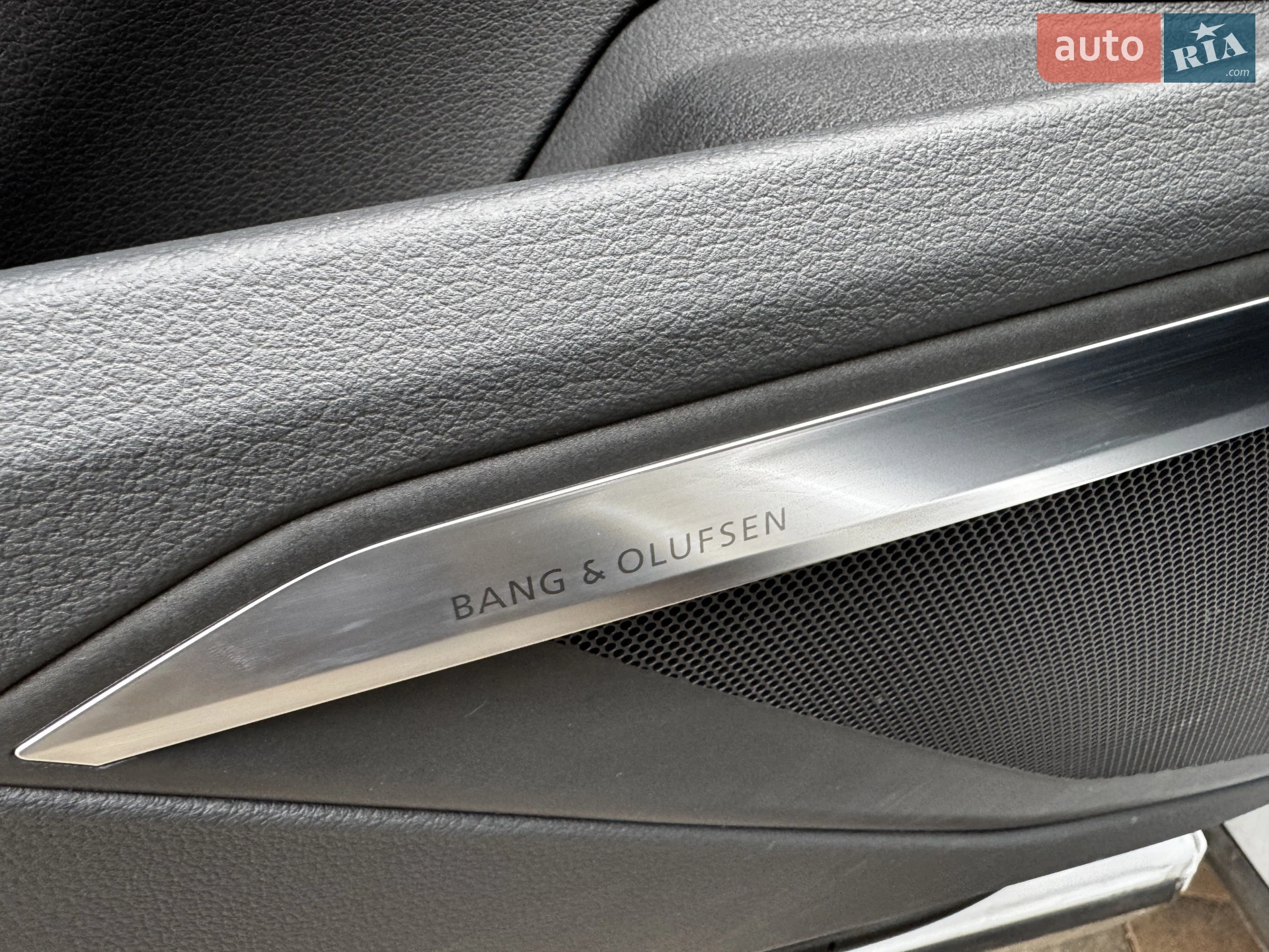 2021 Audi e-tron S Sportback - мініатюра 34