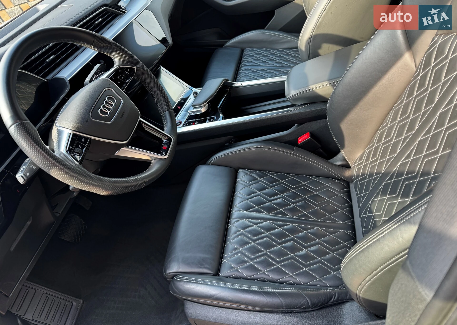 2021 Audi e-tron S Sportback - мініатюра 21