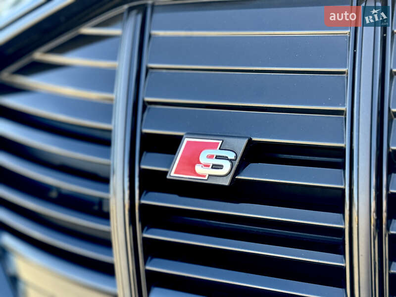 Позашляховик / Кросовер Audi e-tron S Sportback 2021 в Києві