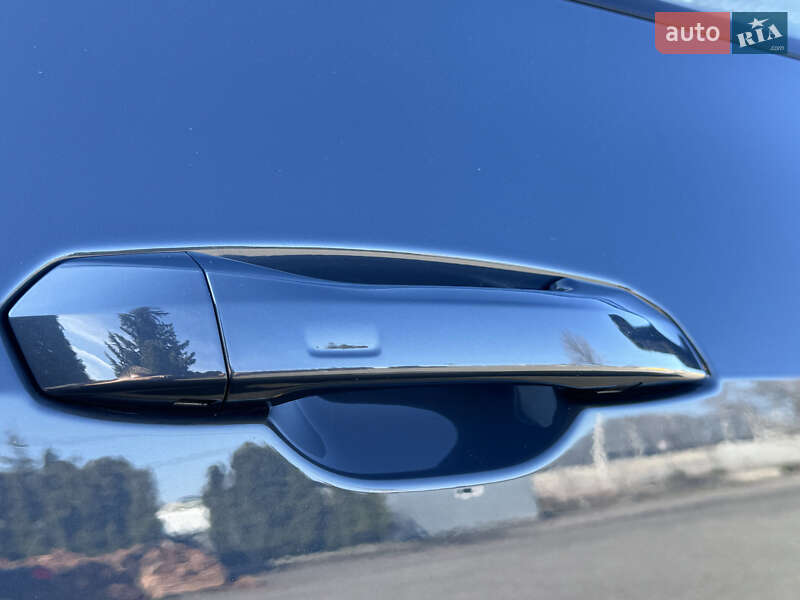 Позашляховик / Кросовер Audi e-tron S Sportback 2021 в Києві
