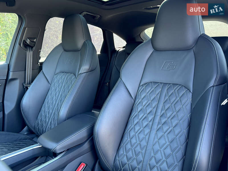Позашляховик / Кросовер Audi e-tron S Sportback 2021 в Києві