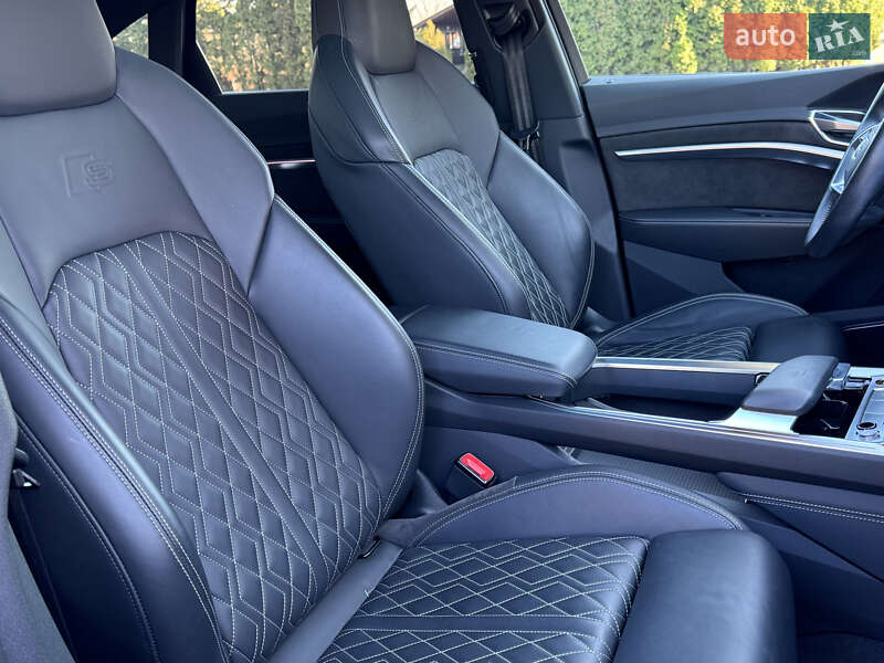 Позашляховик / Кросовер Audi e-tron S Sportback 2021 в Києві