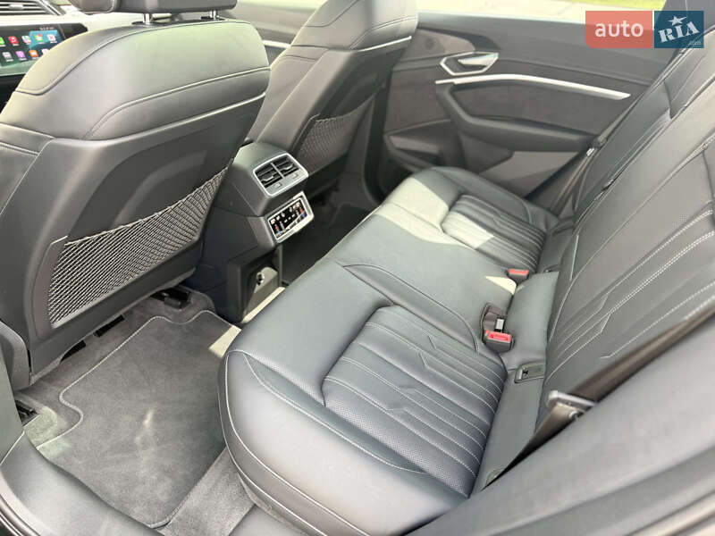 Внедорожник / Кроссовер Audi e-tron S Sportback 2021 в Львове