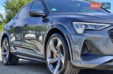 Внедорожник / Кроссовер Audi e-tron S Sportback 2022 в 