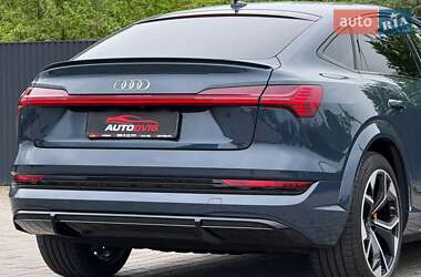 Позашляховик / Кросовер Audi e-tron S Sportback 2021 в 