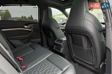 Позашляховик / Кросовер Audi e-tron S Sportback 2021 в 