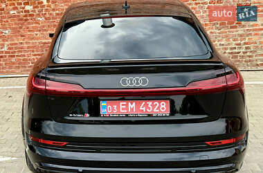 Позашляховик / Кросовер Audi e-tron S Sportback 2022 в 