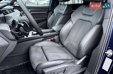 Позашляховик / Кросовер Audi e-tron S Sportback 2021 в 