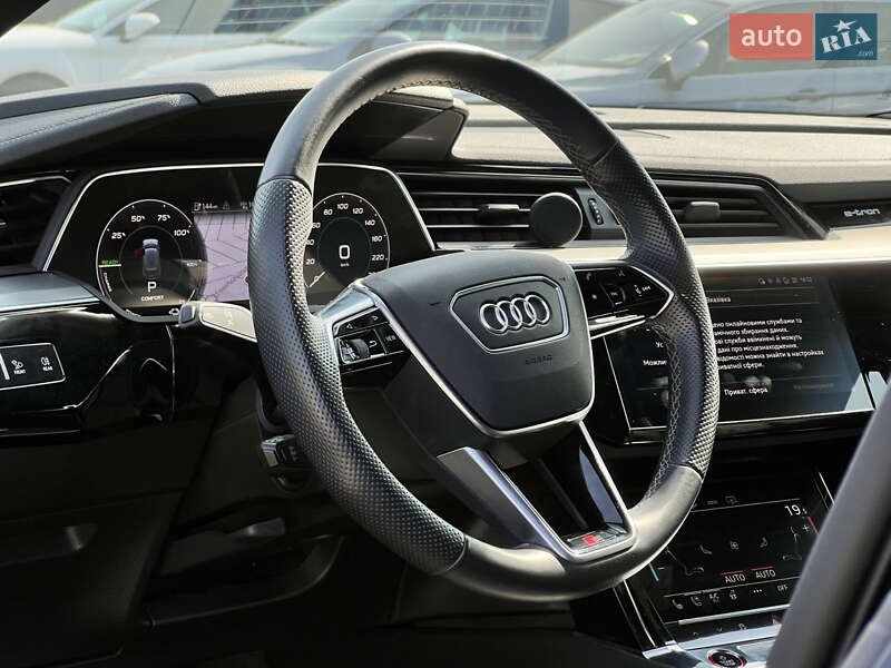 Позашляховик / Кросовер Audi e-tron S Sportback 2021 в Луцьку