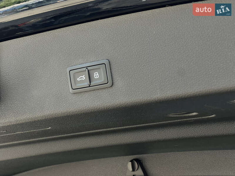 Позашляховик / Кросовер Audi e-tron S Sportback 2021 в Луцьку