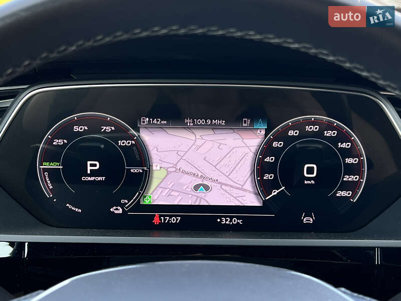 Позашляховик / Кросовер Audi e-tron S Sportback 2021 в Луцьку