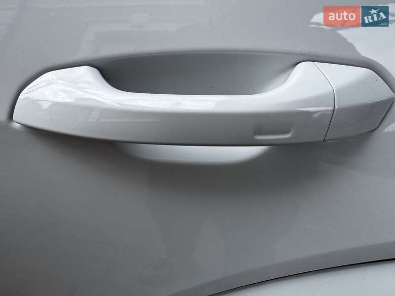 Позашляховик / Кросовер Audi e-tron S Sportback 2021 в Києві фото 48 Позашляховик / Кросовер Audi e-tron S Sportback 2021 в Києві