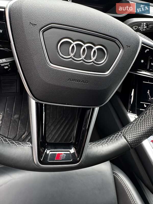 Позашляховик / Кросовер Audi e-tron S Sportback 2021 в Києві фото 28 Позашляховик / Кросовер Audi e-tron S Sportback 2021 в Києві