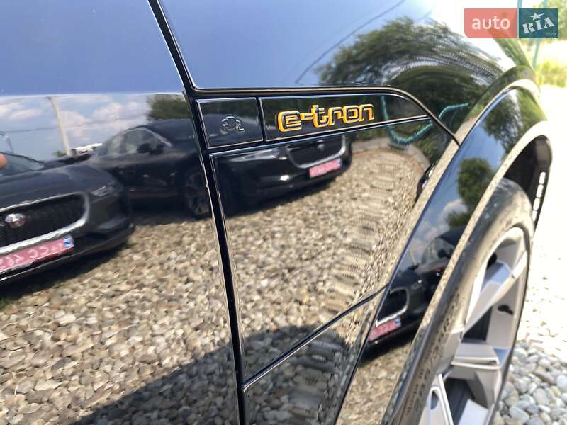 Внедорожник / Кроссовер Audi e-tron S Sportback 2022 в Львове