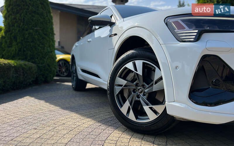 Позашляховик / Кросовер Audi e-tron S Sportback 2022 в Львові