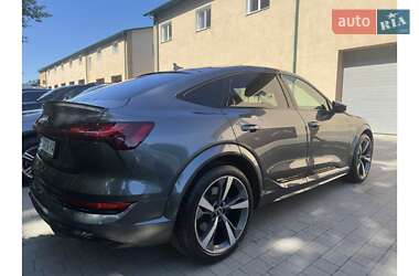 Внедорожник / Кроссовер Audi e-tron S Sportback 2022 в 
