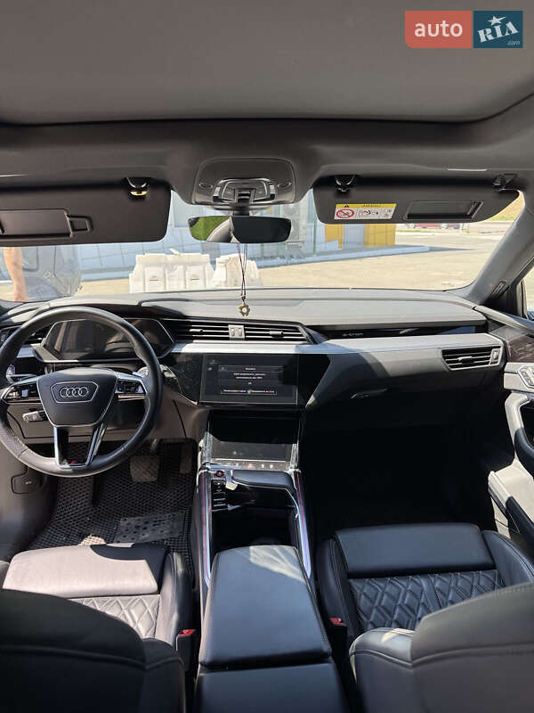 Внедорожник / Кроссовер Audi e-tron S Sportback 2021 в Киеве