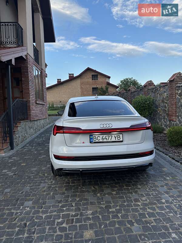 Позашляховик / Кросовер Audi e-tron S Sportback 2021 в Львові