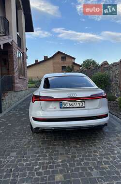 Внедорожник / Кроссовер Audi e-tron S Sportback 2021 в 