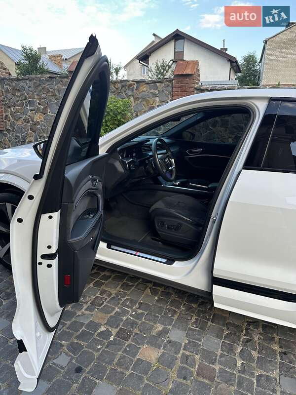Позашляховик / Кросовер Audi e-tron S Sportback 2021 в Львові