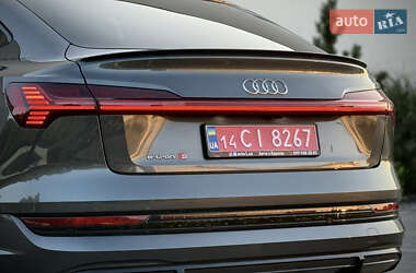 Внедорожник / Кроссовер Audi e-tron S Sportback 2022 в 