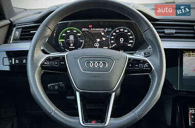 Внедорожник / Кроссовер Audi e-tron S Sportback 2022 в 