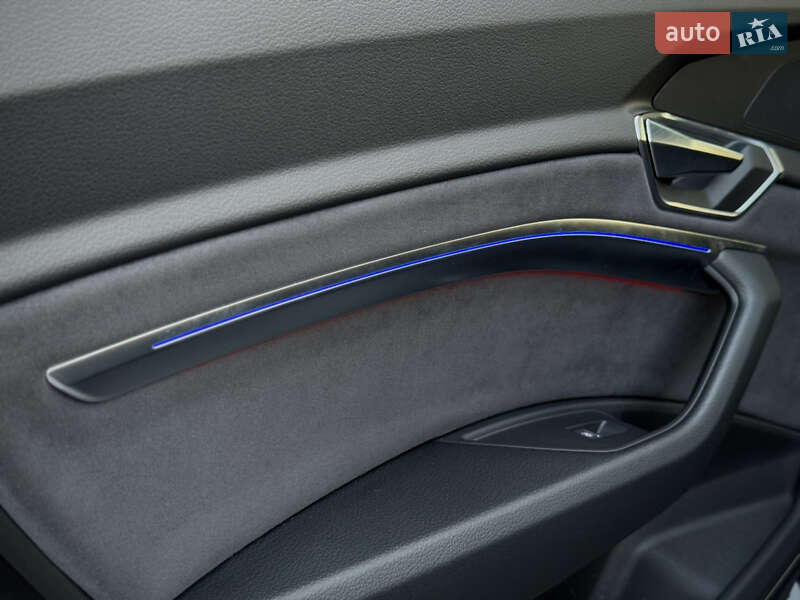 Внедорожник / Кроссовер Audi e-tron S Sportback 2022 в Луцке