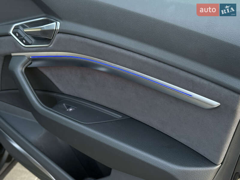 Внедорожник / Кроссовер Audi e-tron S Sportback 2022 в Луцке
