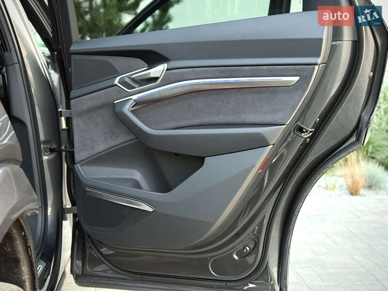 Внедорожник / Кроссовер Audi e-tron S Sportback 2022 в Луцке