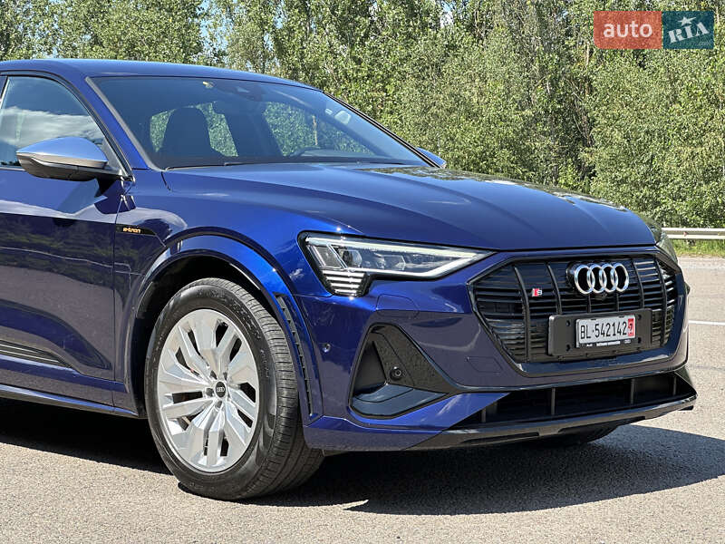 Позашляховик / Кросовер Audi e-tron S Sportback 2020 в Ковелі