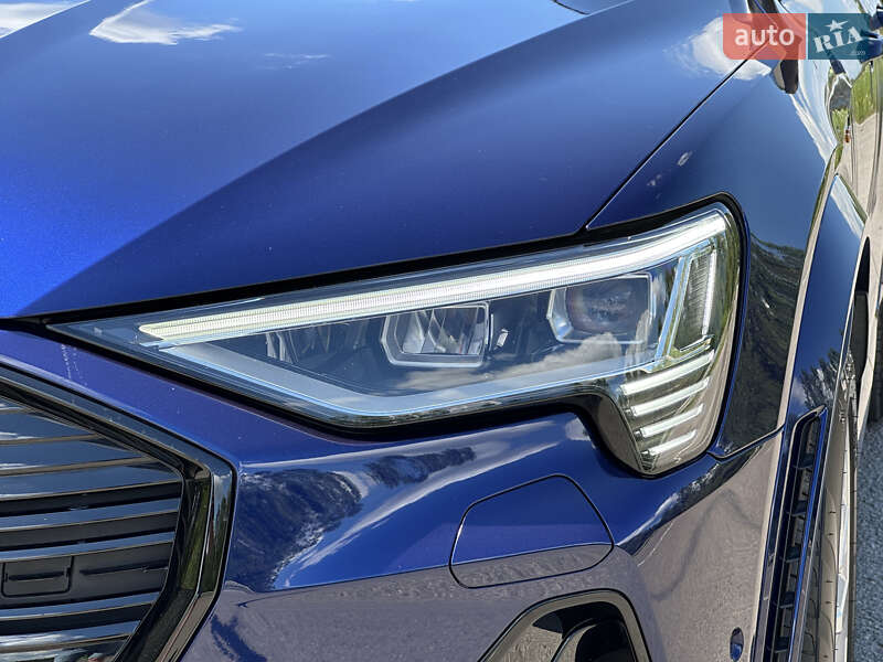 Позашляховик / Кросовер Audi e-tron S Sportback 2020 в Ковелі