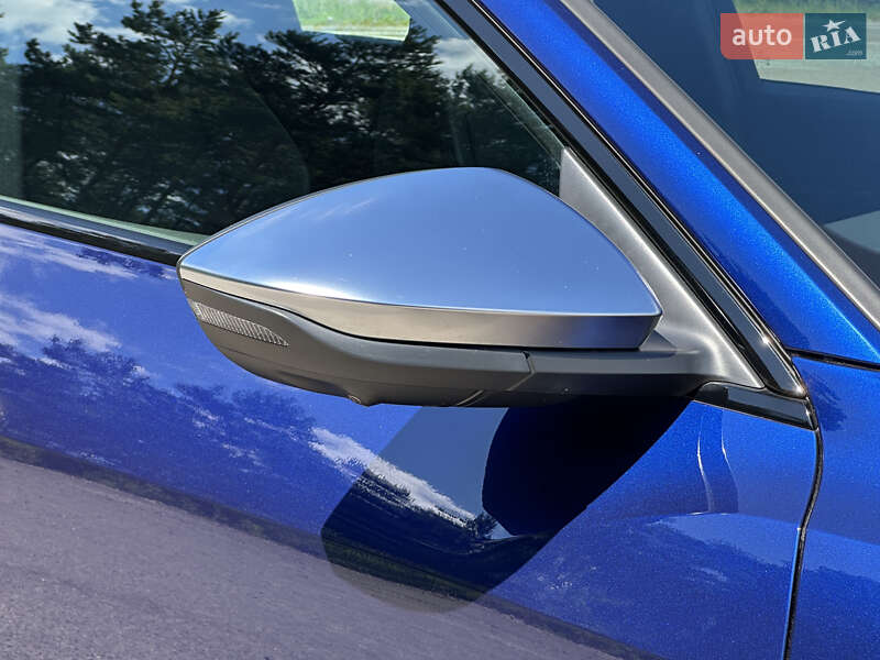 Позашляховик / Кросовер Audi e-tron S Sportback 2020 в Ковелі