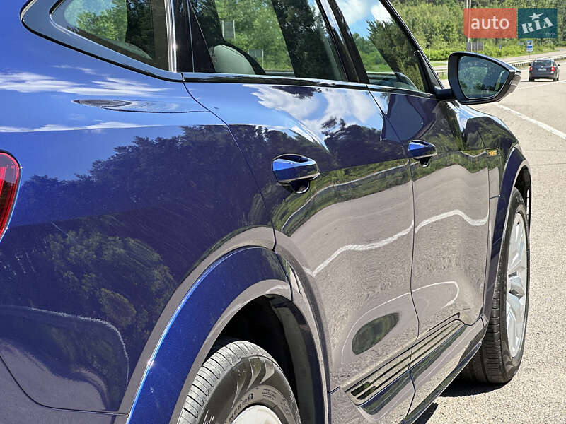 Позашляховик / Кросовер Audi e-tron S Sportback 2020 в Ковелі