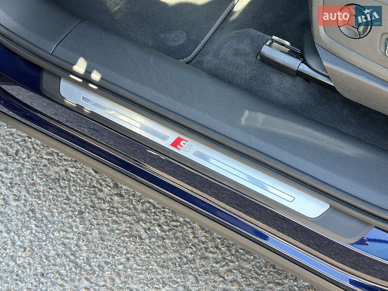 Позашляховик / Кросовер Audi e-tron S Sportback 2020 в Ковелі