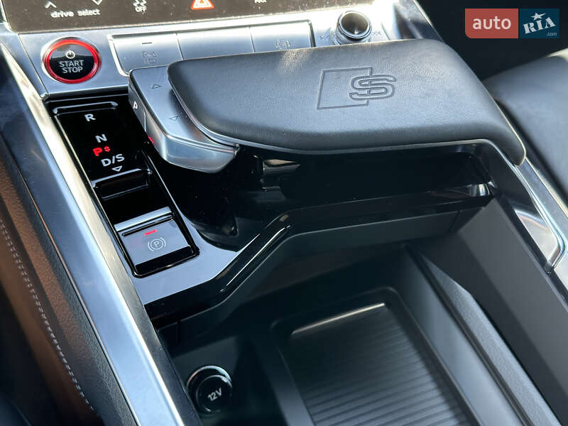 Позашляховик / Кросовер Audi e-tron S Sportback 2020 в Ковелі