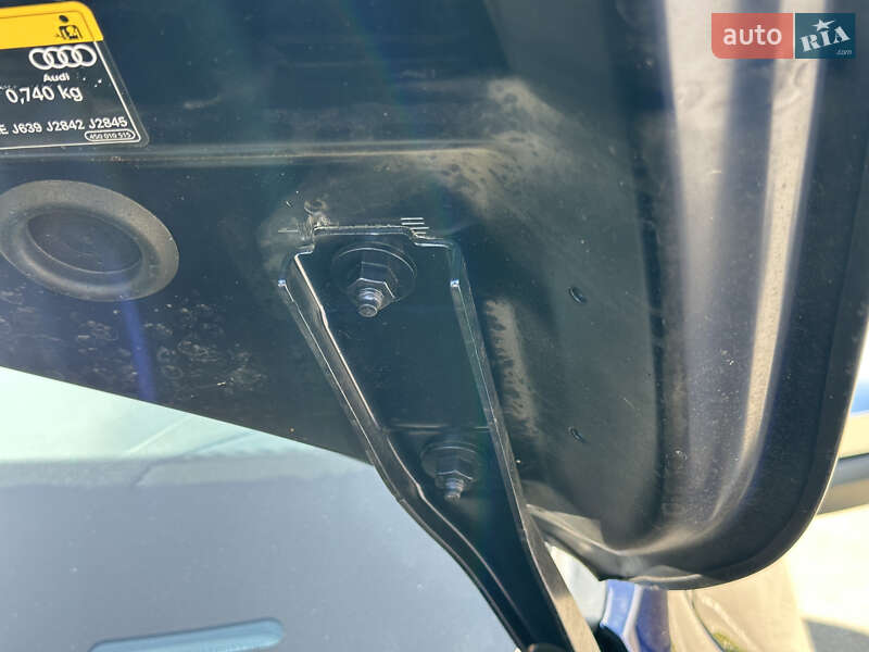 Позашляховик / Кросовер Audi e-tron S Sportback 2020 в Ковелі