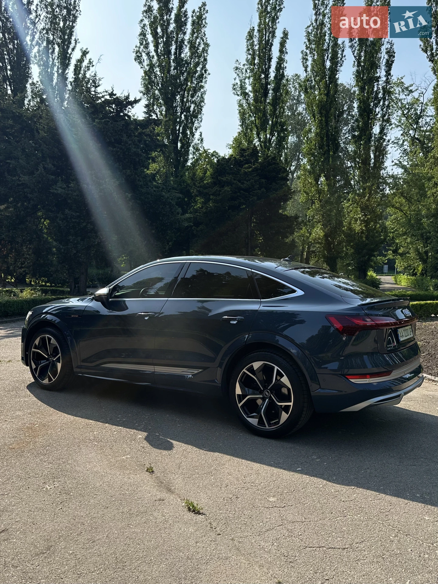 2021 Audi e-tron S Sportback - мініатюра 2