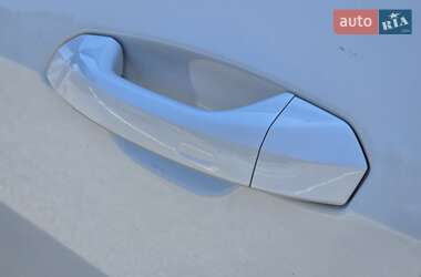 Внедорожник / Кроссовер Audi e-tron S Sportback 2021 в 