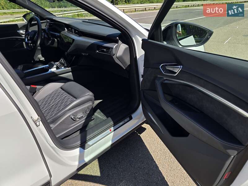 Позашляховик / Кросовер Audi e-tron S Sportback 2021 в Ковелі фото 67 Позашляховик / Кросовер Audi e-tron S Sportback 2021 в Ковелі