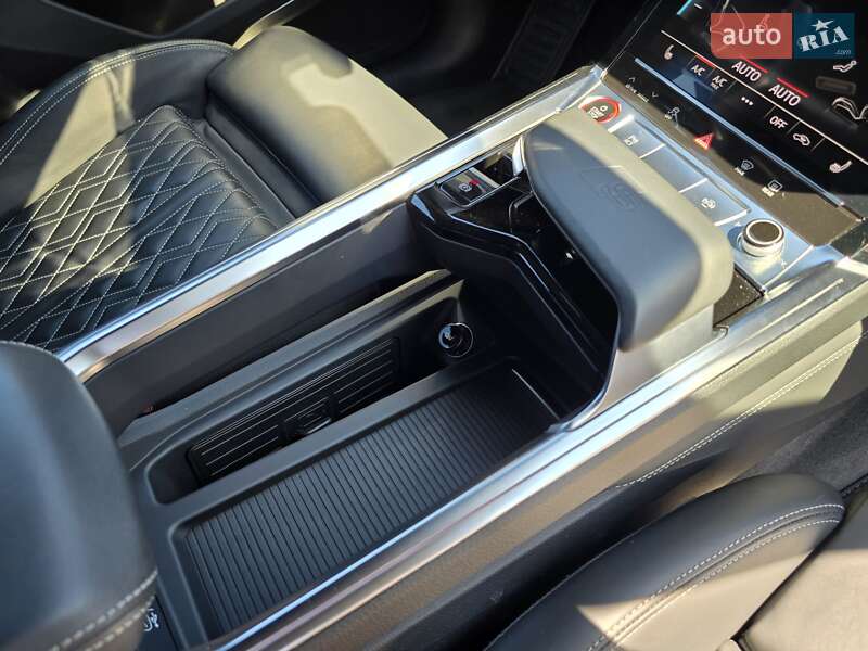 Позашляховик / Кросовер Audi e-tron S Sportback 2021 в Ковелі фото 78 Позашляховик / Кросовер Audi e-tron S Sportback 2021 в Ковелі