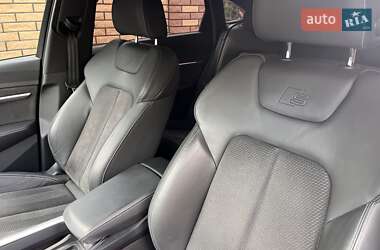 Позашляховик / Кросовер Audi e-tron S Sportback 2020 в  фото 21 Позашляховик / Кросовер Audi e-tron S Sportback 2020 в