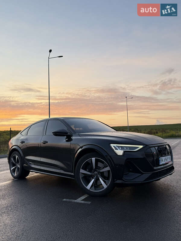 Audi e-tron S Sportback 2022