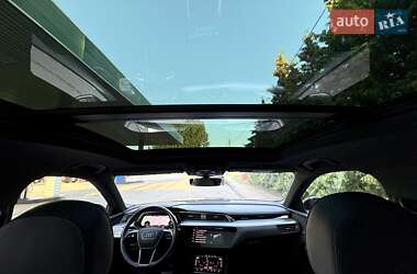 Внедорожник / Кроссовер Audi e-tron S Sportback 2022 в 