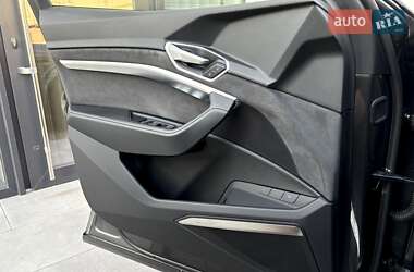Внедорожник / Кроссовер Audi e-tron S Sportback 2022 в 